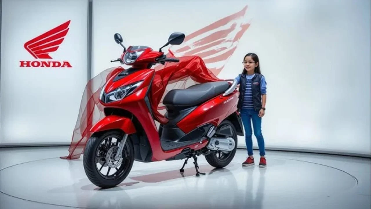 Honda Activa 7G 2025, Honda Activa 2025 price, Honda Activa 7G mileage, best fuel-efficient scooter India, Honda Activa 7G digital display, Honda Activa 7G features, Activa 7G latest model, 2025 Honda scooter launch, Honda two-wheeler offers, Activa 7G discount